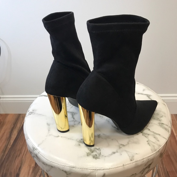 ‼️ Black Suede Ankle Bootie Pointed Sock Boot - Picture 4 of 5